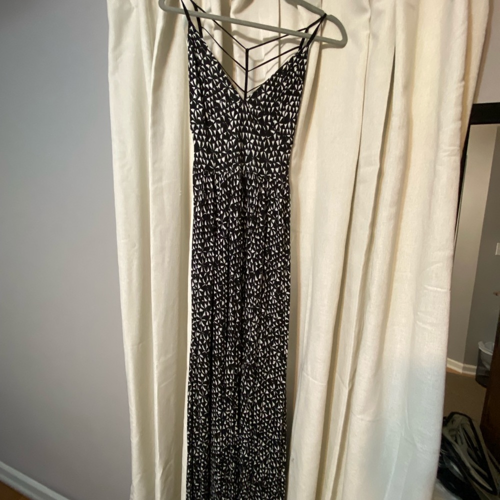 Black & White Geo Silence and Noise Maxi